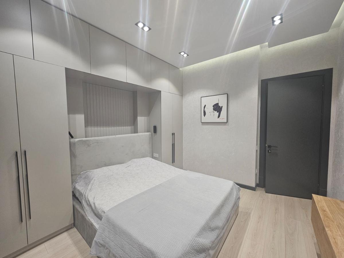 Magnificent Apartment In Nrg Oybek Tashkent Ngoại thất bức ảnh